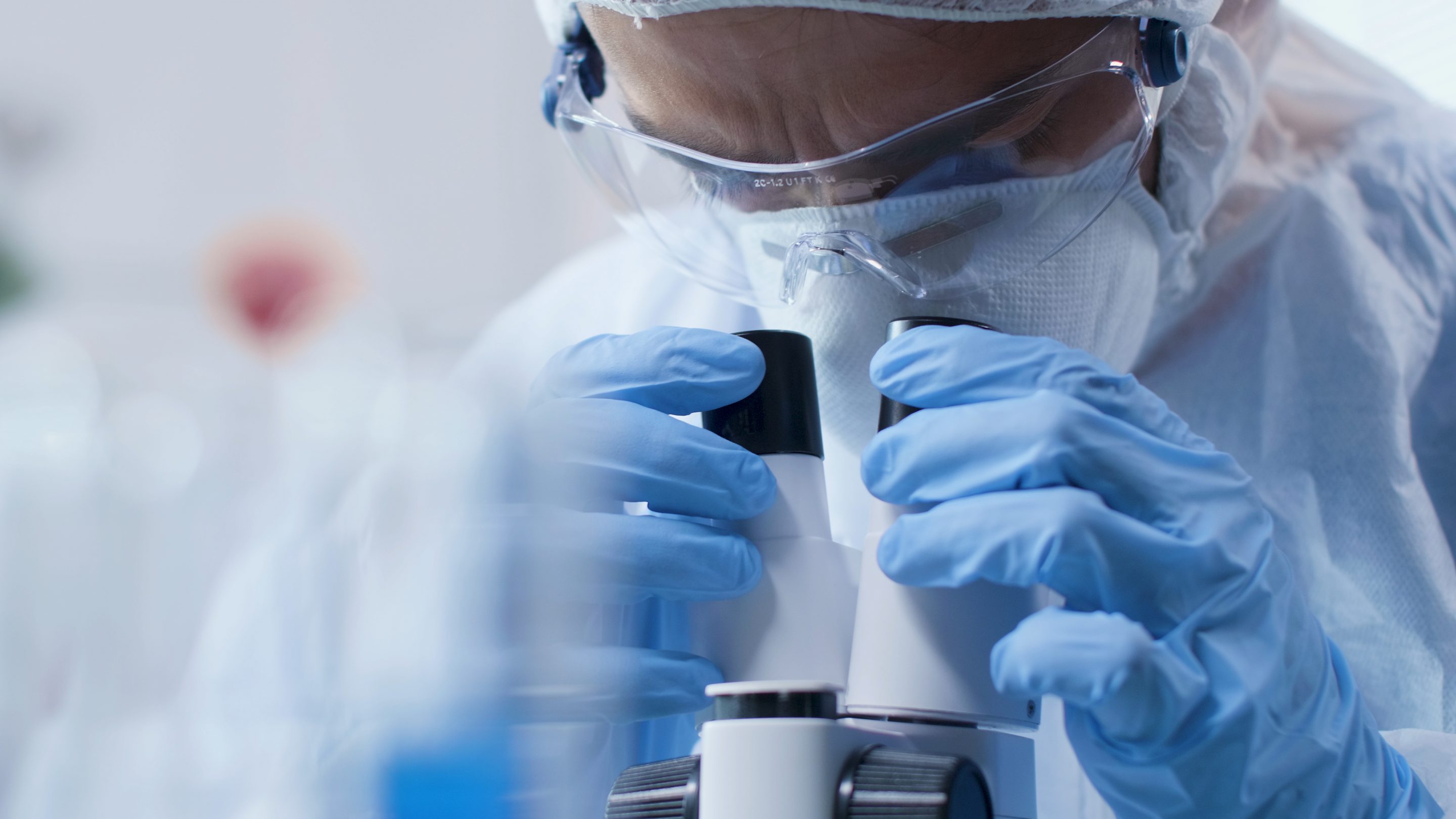 medidas de prevención de riesgos en laboratorios
