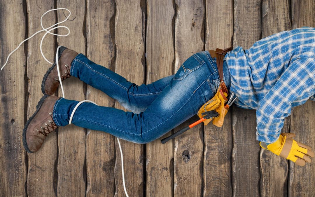 Caídas al mismo nivel: factores de riesgo y medidas preventivas